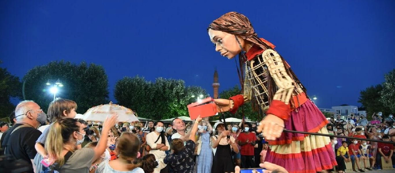 Δήμαρχος Μετεώρων: «Μπλόκο» στη μουσουλμάνα κούκλα Αμαλ για θρησκευτικούς λόγους